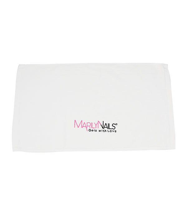 MarilyNails towel